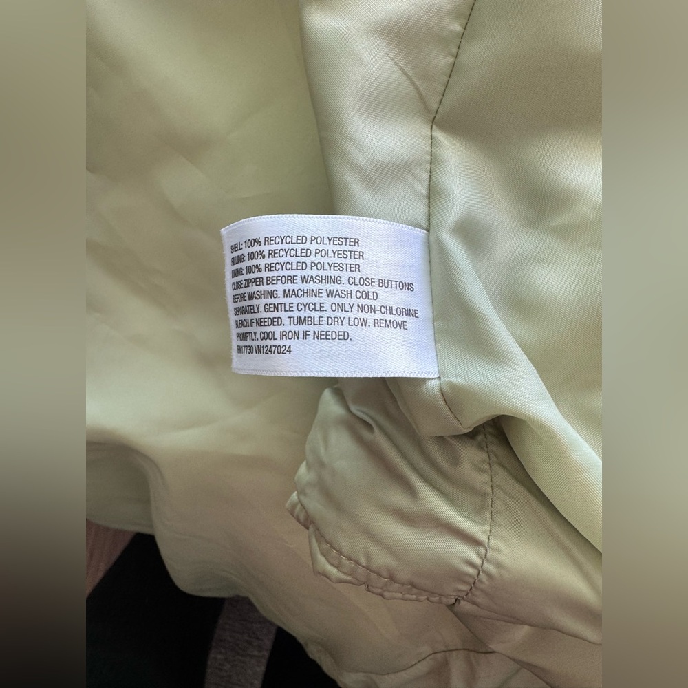 NWOT Women's Hooded Puffer Coat - Light Green - Picture 7 of 13